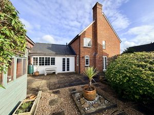 Photo 14- click for photo gallery